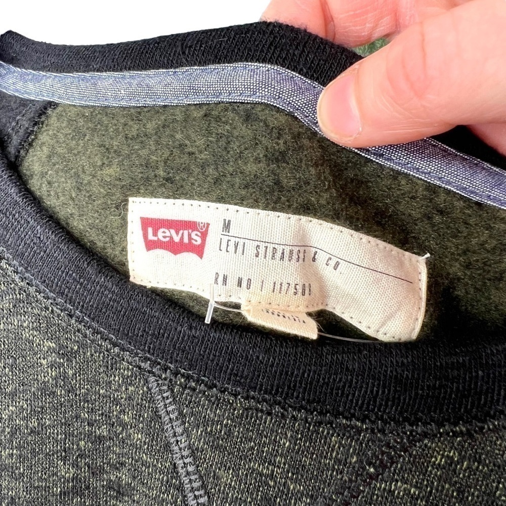Levi’s Men’s Henley Cozy Crewneck Hunter Green Charcoal Gray Sweatshirt Medium - Picture 9 of 14